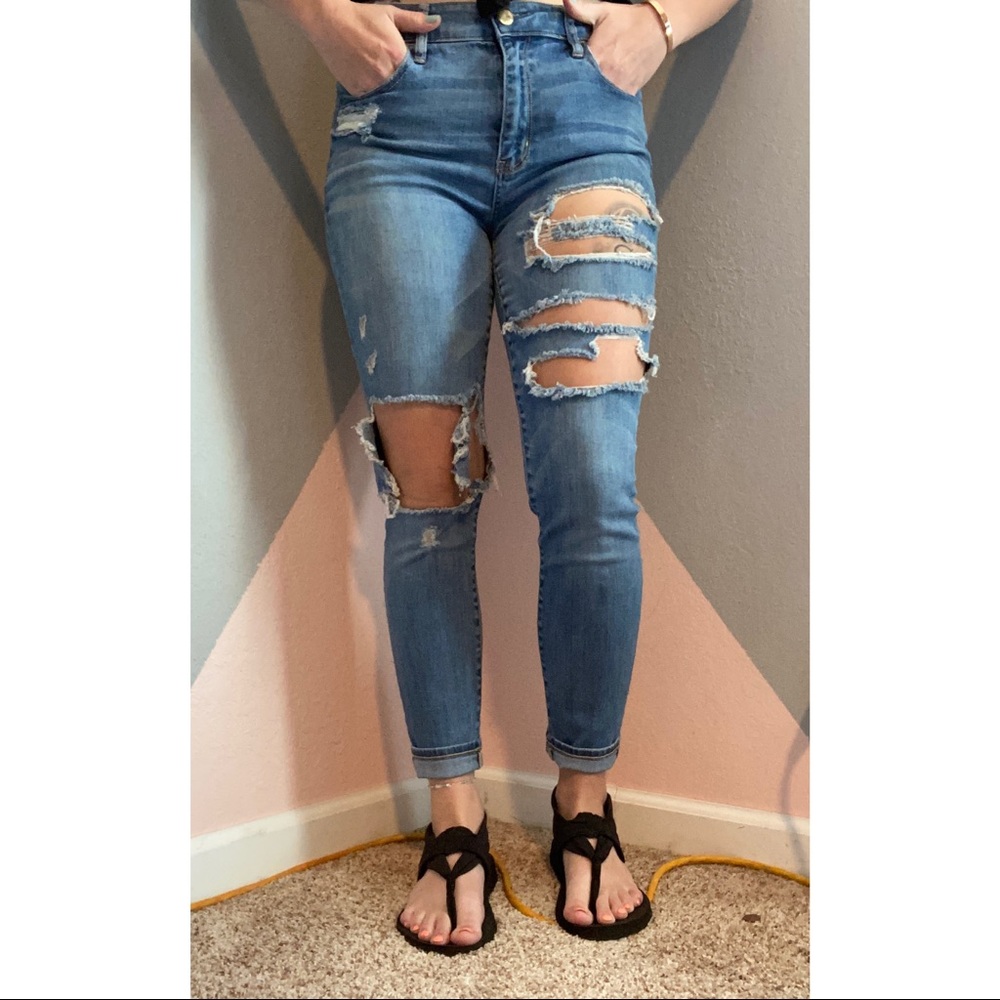3 for $10 American Eagle size 12 Regular!